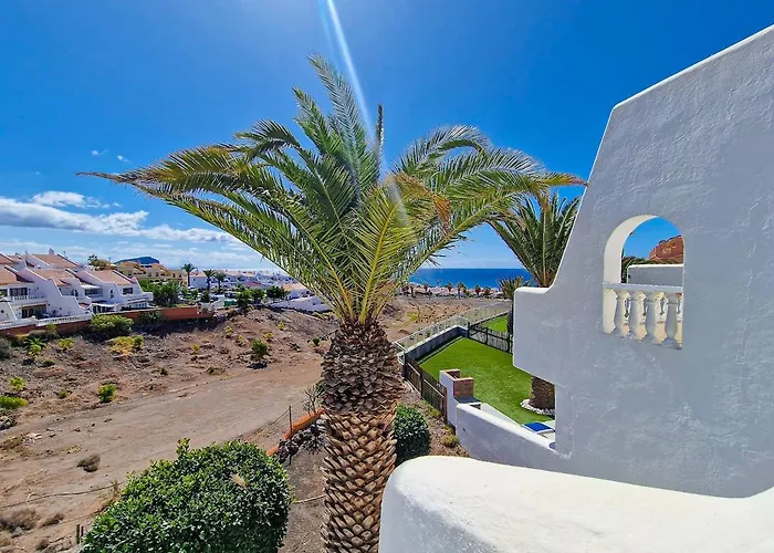 Tenerife Relaxing Holidays شقة *